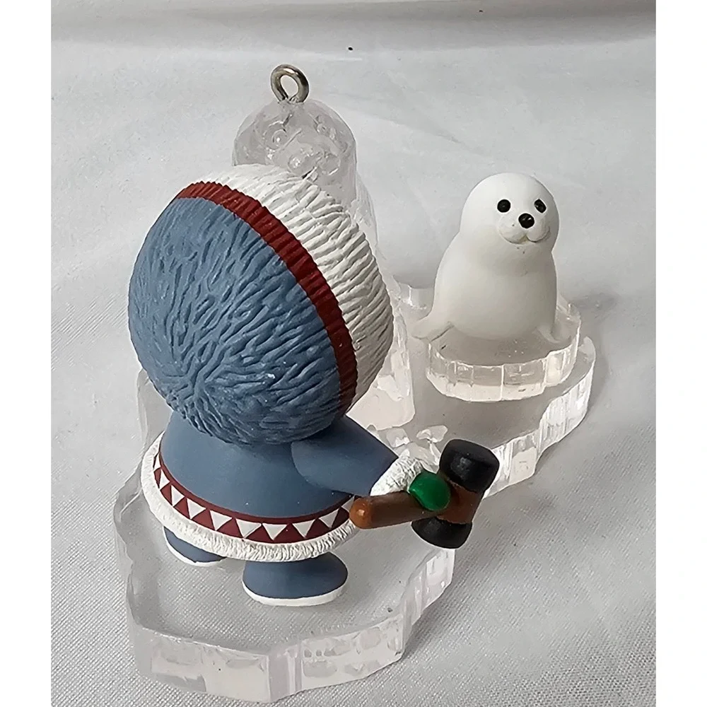 Hallmark Keepsake Ornament 2006 Frosty Friends Cool Ice Carver Blue White 3in